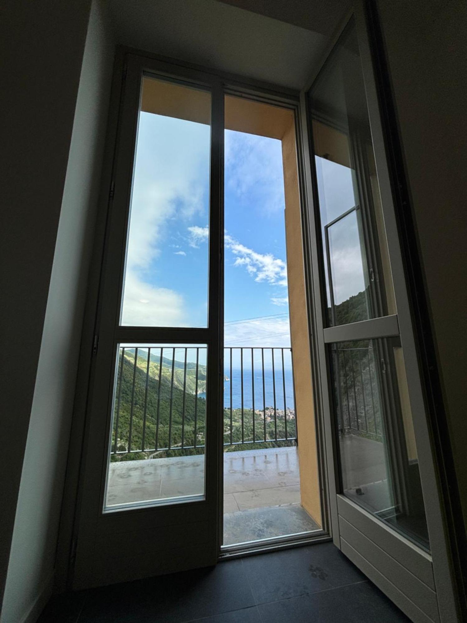 La Scuoletta Sea View & Relax Vernazza 5 Terre Apartment Bagian luar foto